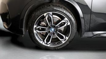 BMW iX1 XDRIVE 30 M SPORT