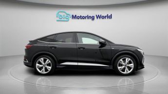 Audi Q4 e-tron SPORTBACK S LINE