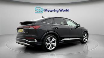 Audi Q4 e-tron SPORTBACK S LINE