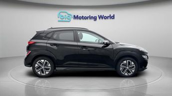 Hyundai KONA PREMIUM