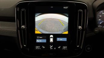 Volvo XC40 B4 R-DESIGN AWD