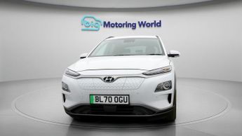 Hyundai KONA PREMIUM