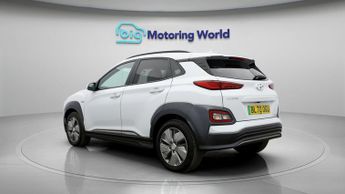 Hyundai KONA PREMIUM