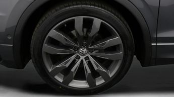 Volkswagen Tiguan SEL TSI 4MOTION DSG