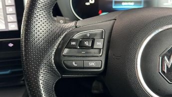 MG MG5 TROPHY