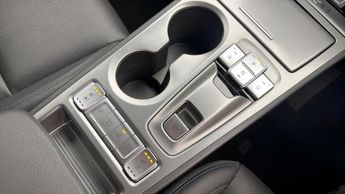 Hyundai KONA ULTIMATE