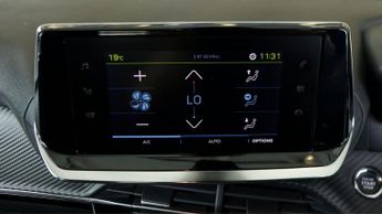 Peugeot E-2008 ACTIVE PREMIUM PLUS