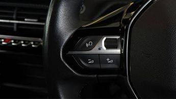 Peugeot E-2008 ACTIVE PREMIUM PLUS