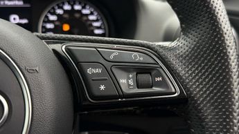 Audi Q2 TFSI S LINE BLACK EDITION