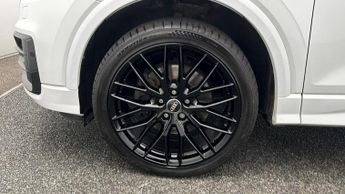 Audi Q2 TFSI S LINE BLACK EDITION