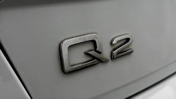 Audi Q2 TFSI S LINE BLACK EDITION