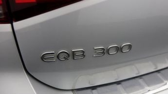 Mercedes-Benz EQB EQB 300 4MATIC AMG LINE