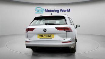 Volkswagen Golf LIFE ETSI DSG