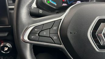 Renault Captur EVOLUTION E-TECH