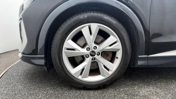 Audi Q4 e-tron S LINE