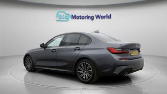 BMW 3 Series 330E M SPORT