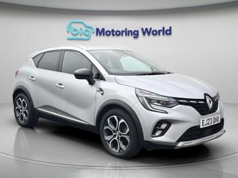 Renault Captur TECHNO E-TECH