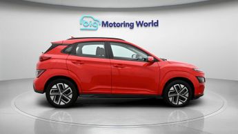 Hyundai KONA SE CONNECT