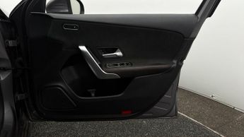 Mercedes-Benz A Class A 180 D AMG LINE EXECUTIVE