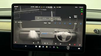 Tesla Model Y LONG RANGE AWD