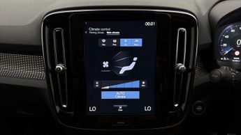 Volvo XC40 RECHARGE T5 R-DESIGN
