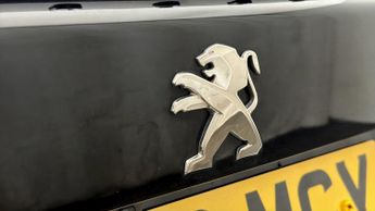 Peugeot E-2008 GT