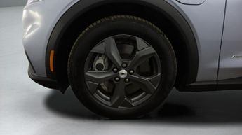 Ford Mustang Mach-E BASE