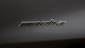 Ford Mustang Mach-E BASE