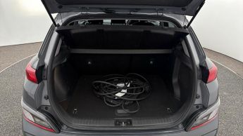 Hyundai KONA PREMIUM
