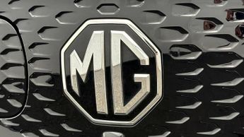 MG MG ZS TROPHY