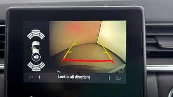 Renault Captur TECHNO E-TECH