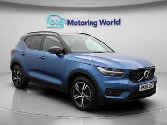 Volvo XC40 T4 R-DESIGN AWD