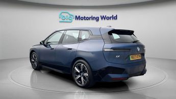 BMW iX XDRIVE40 M SPORT