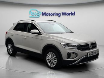 Volkswagen T-Roc LIFE TSI DSG