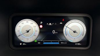 Hyundai KONA PREMIUM