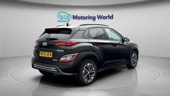 Hyundai KONA PREMIUM