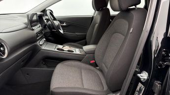 Hyundai KONA PREMIUM