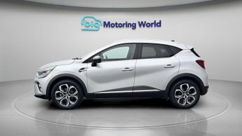 Renault Captur TECHNO E-TECH