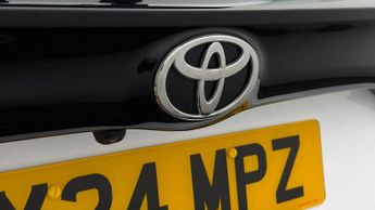 Toyota Yaris ICON