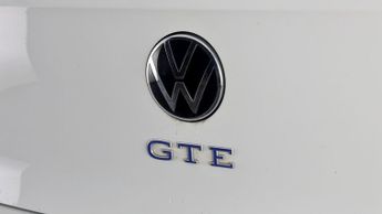 Volkswagen Golf GTE DSG