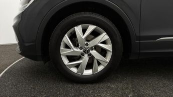 Volkswagen Tiguan LIFE TSI DSG