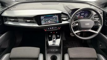 Audi Q4 e-tron S LINE