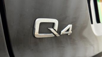 Audi Q4 e-tron S LINE