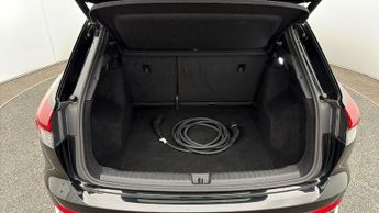 Audi Q4 e-tron S LINE
