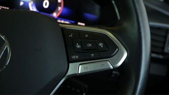 Volkswagen T-Cross SE TSI DSG