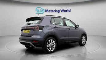 Volkswagen T-Cross SE TSI DSG