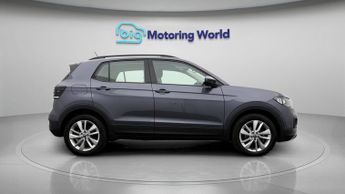 Volkswagen T-Cross SE TSI DSG