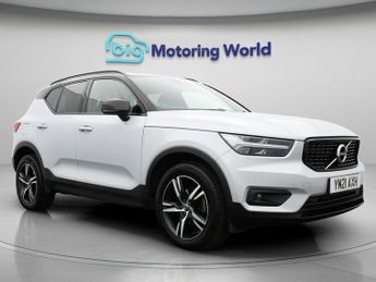 Volvo XC40 T3 R-DESIGN