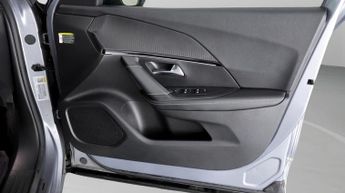 Peugeot E-2008 GT