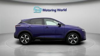 Nissan Qashqai DIG-T N-CONNECTA DCT